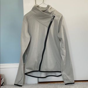 Cross zip PUMA jacket